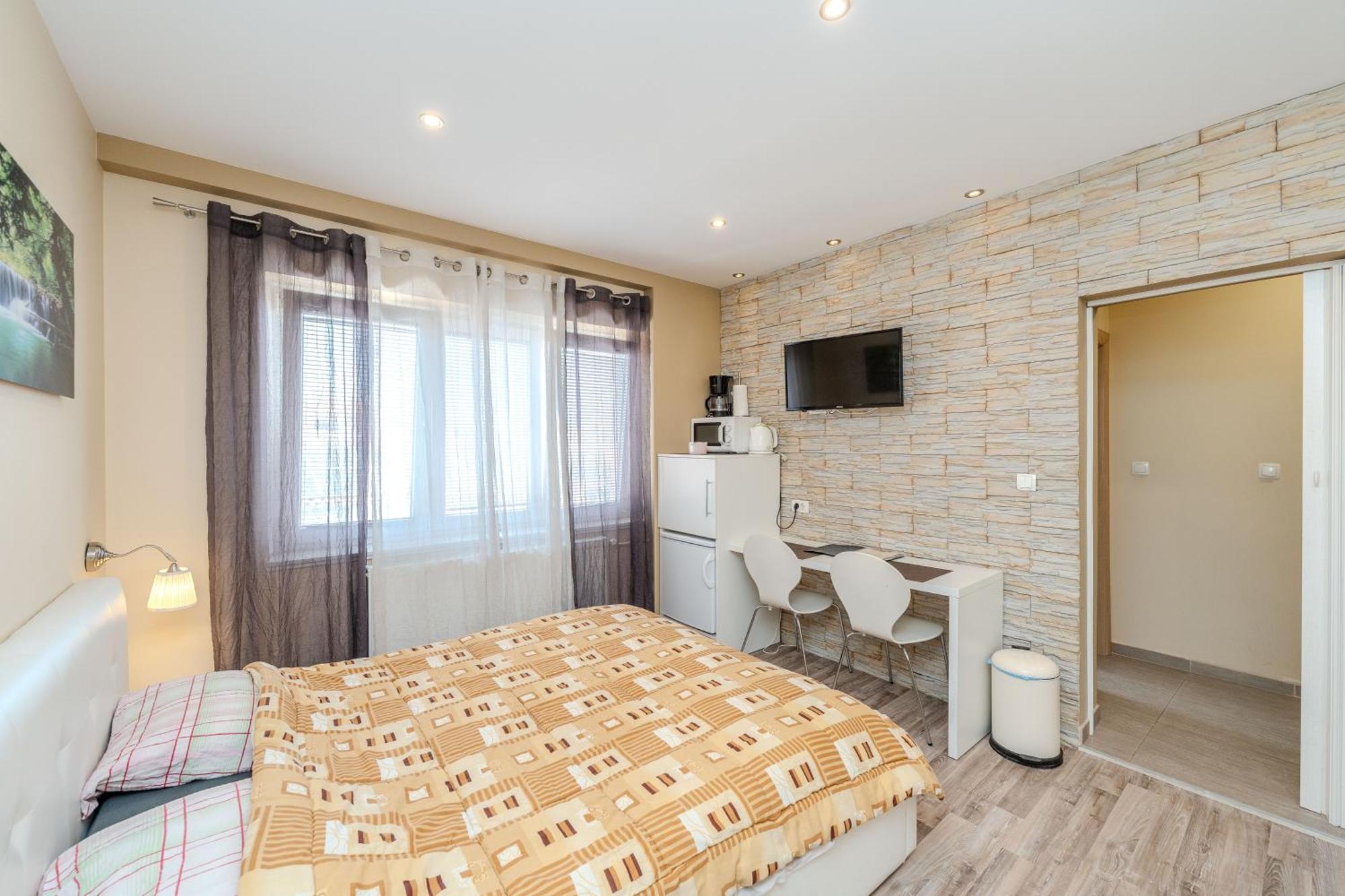 Apartments Bracic Spa Sukošan Buitenkant foto